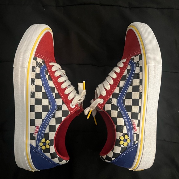 Mens Nike Air Force 1 and Mens Vans - Picture 4 of 10